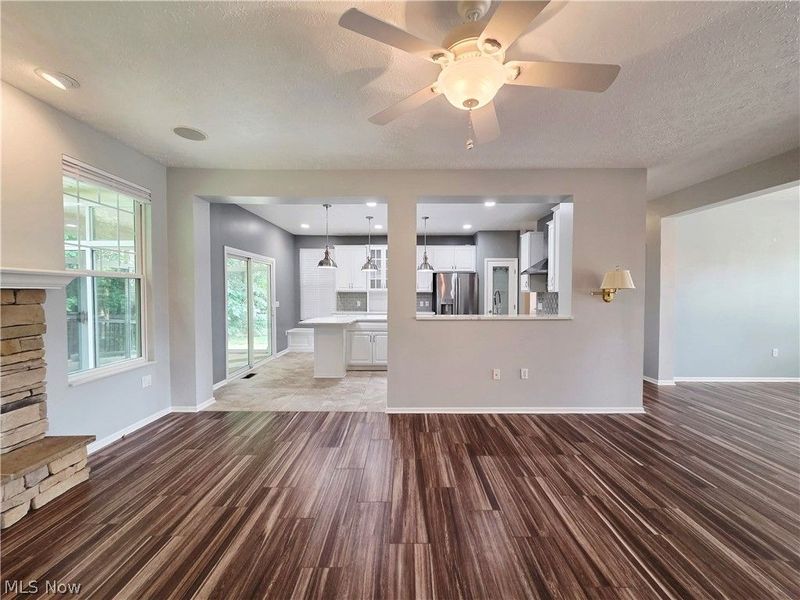 1901 Pembrooke Lane, Avon, OH 44011 Photo 10