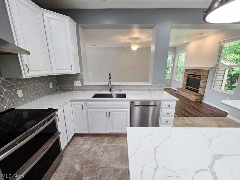 1901 Pembrooke Lane, Avon, OH 44011 Photo 17