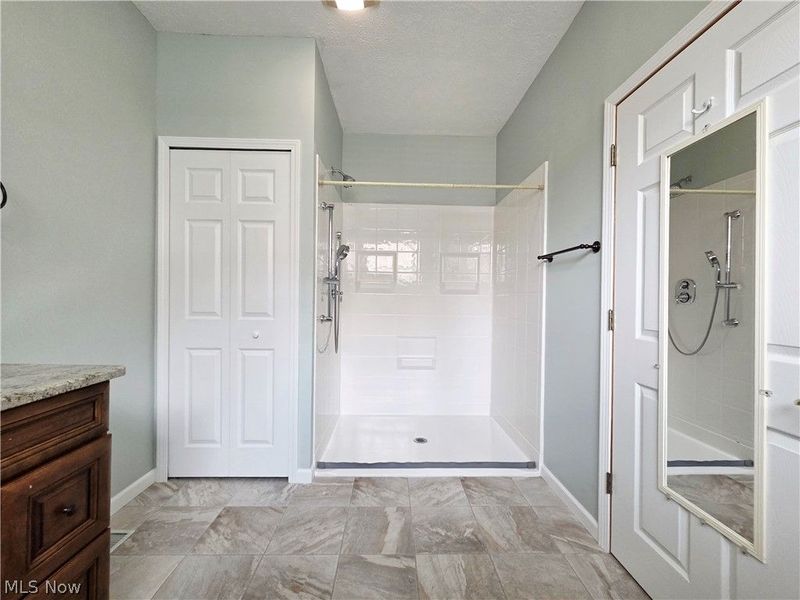 1901 Pembrooke Lane, Avon, OH 44011 Photo 30