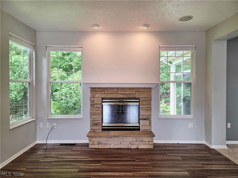 1901 Pembrooke Lane, Avon, OH 44011 Photo 9
