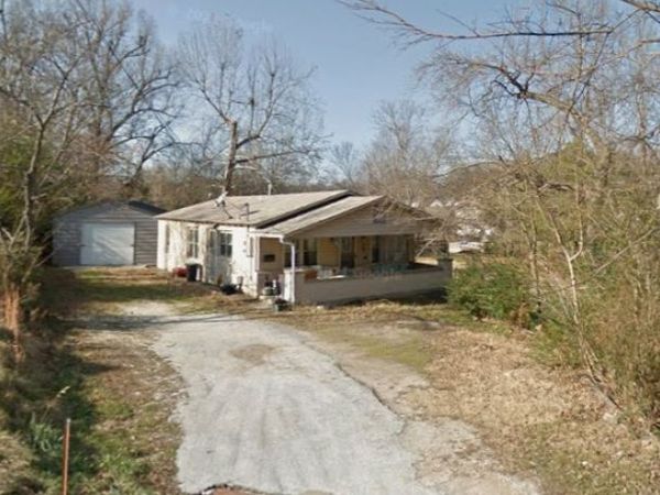 214 N Liberty Street , Harrison, AR 72601