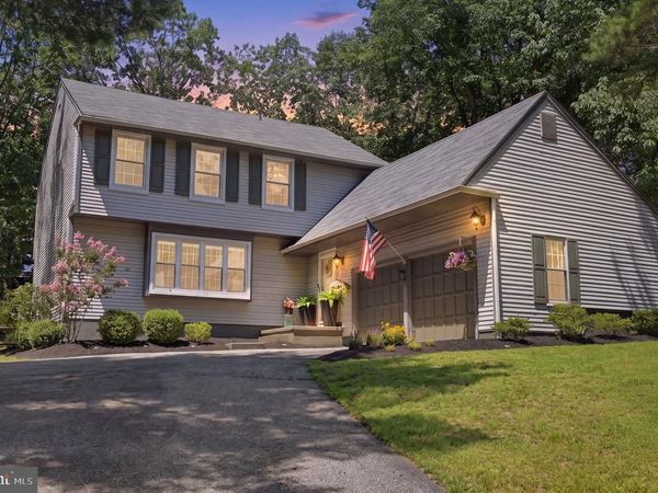 10 BEACON PLACE, VOORHEES, NJ 08043