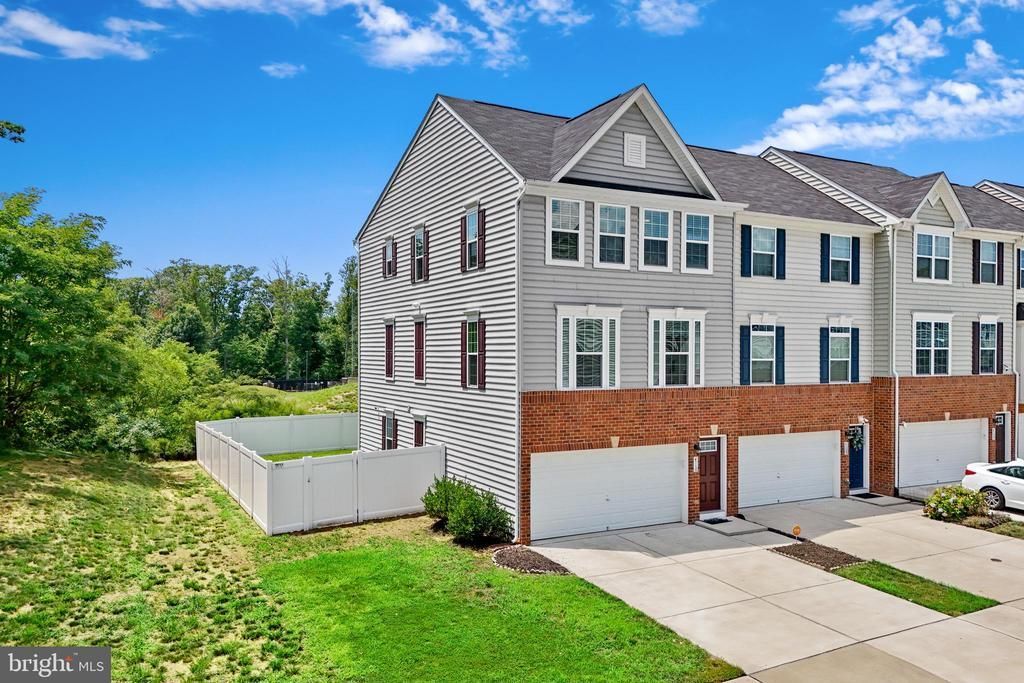 710 Rolling Valley Drive, Fredericksburg, VA 22405 Main Photo