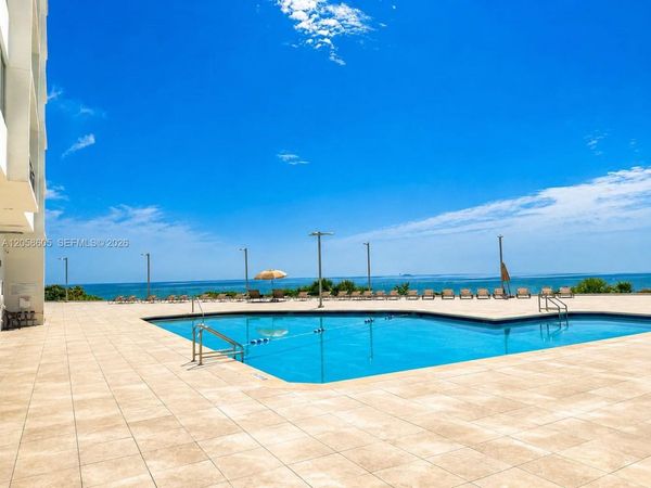 7135 Collins Ave , Unit 701, Miami Beach, FL 33141