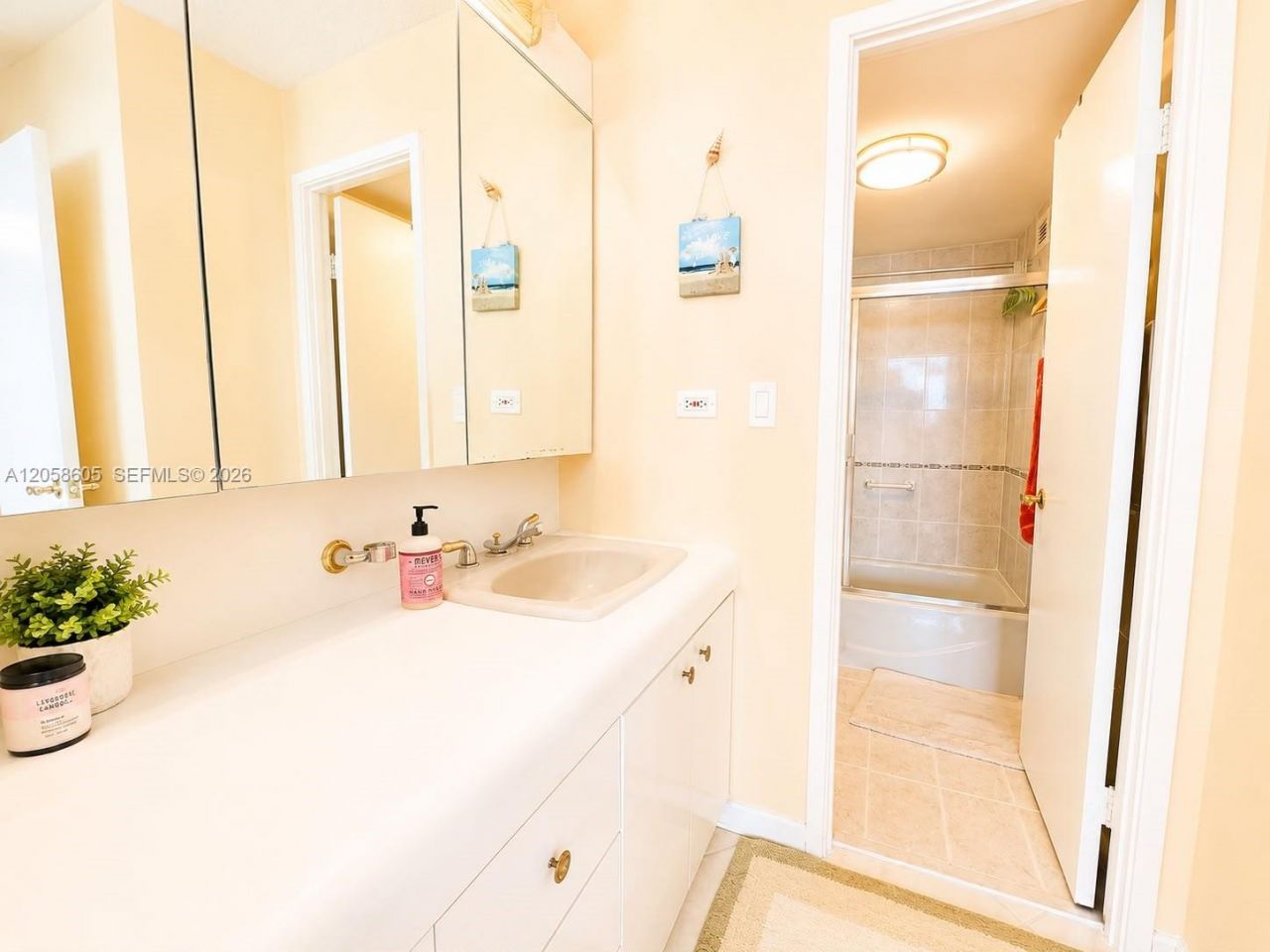 7135 Collins Ave , Unit 701, Miami Beach, FL 33141 Photo
