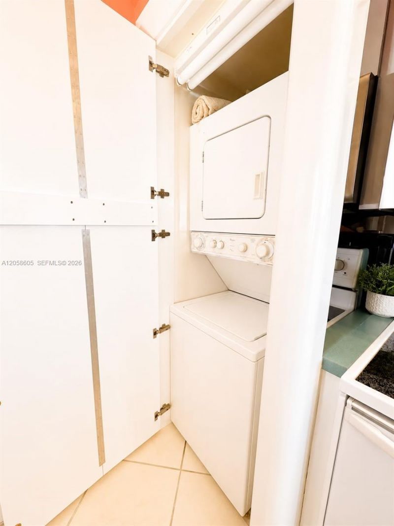 7135 Collins Ave , Unit 701, Miami Beach, FL 33141 Photo