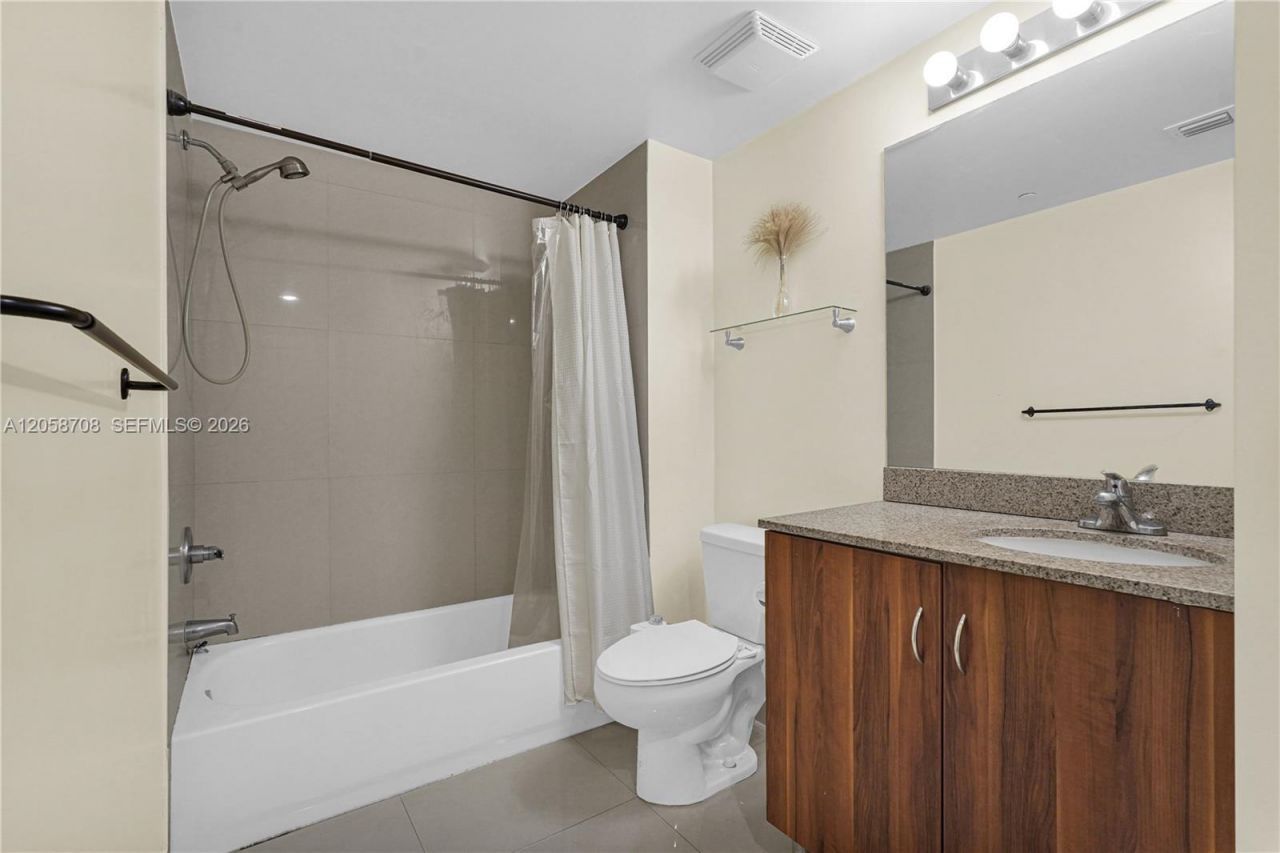 601 NE 23rd St, Unit 901, Miami, FL 33137 Photo