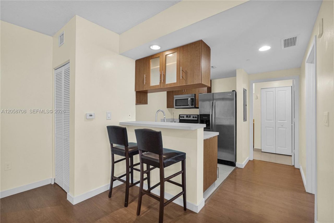 601 NE 23rd St, Unit 901, Miami, FL 33137 Photo