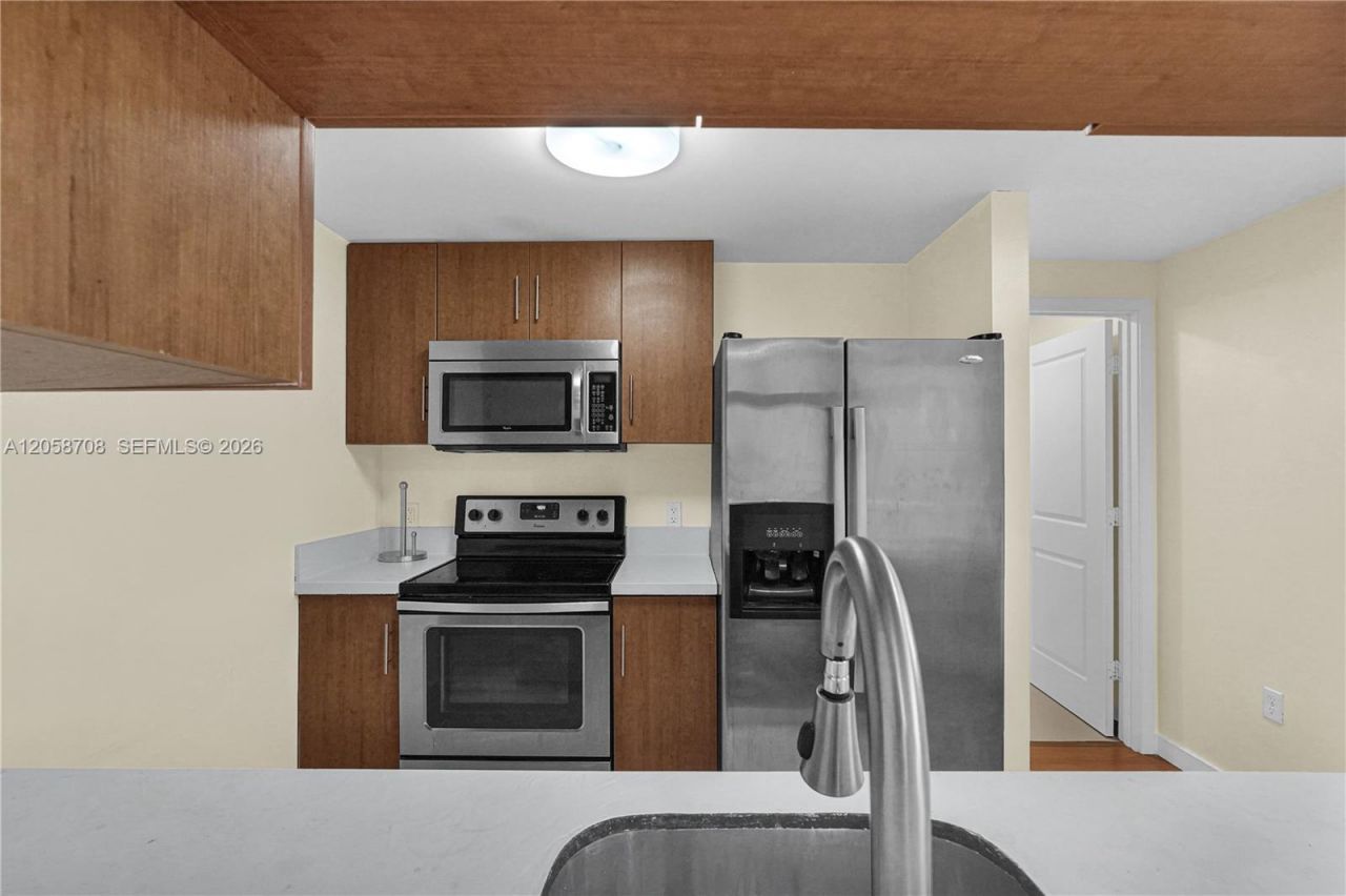 601 NE 23rd St, Unit 901, Miami, FL 33137 Photo