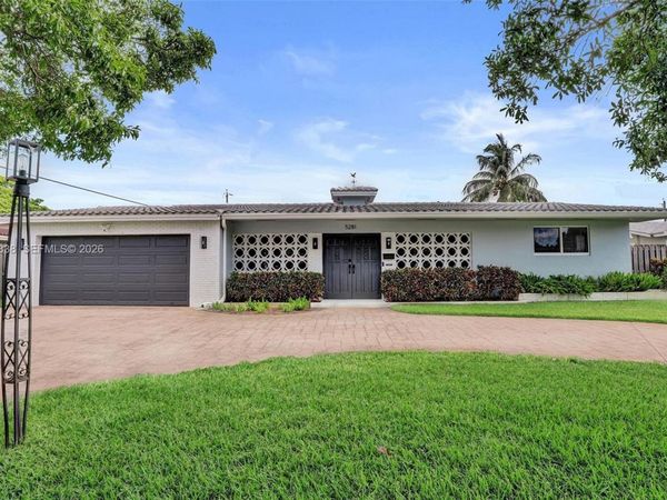 5281 SW 4th CT , Plantation, FL 33317