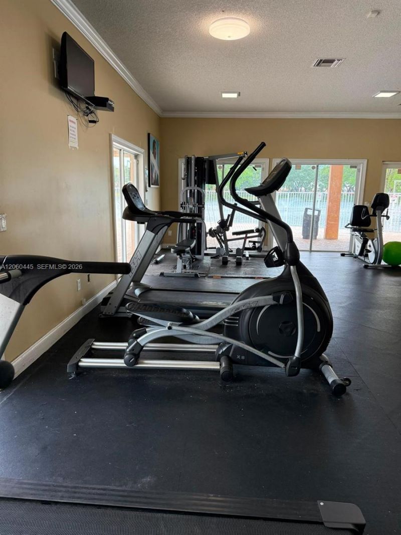 3680 N 56th Ave , Unit 823, Hollywood, FL 33021 Photo