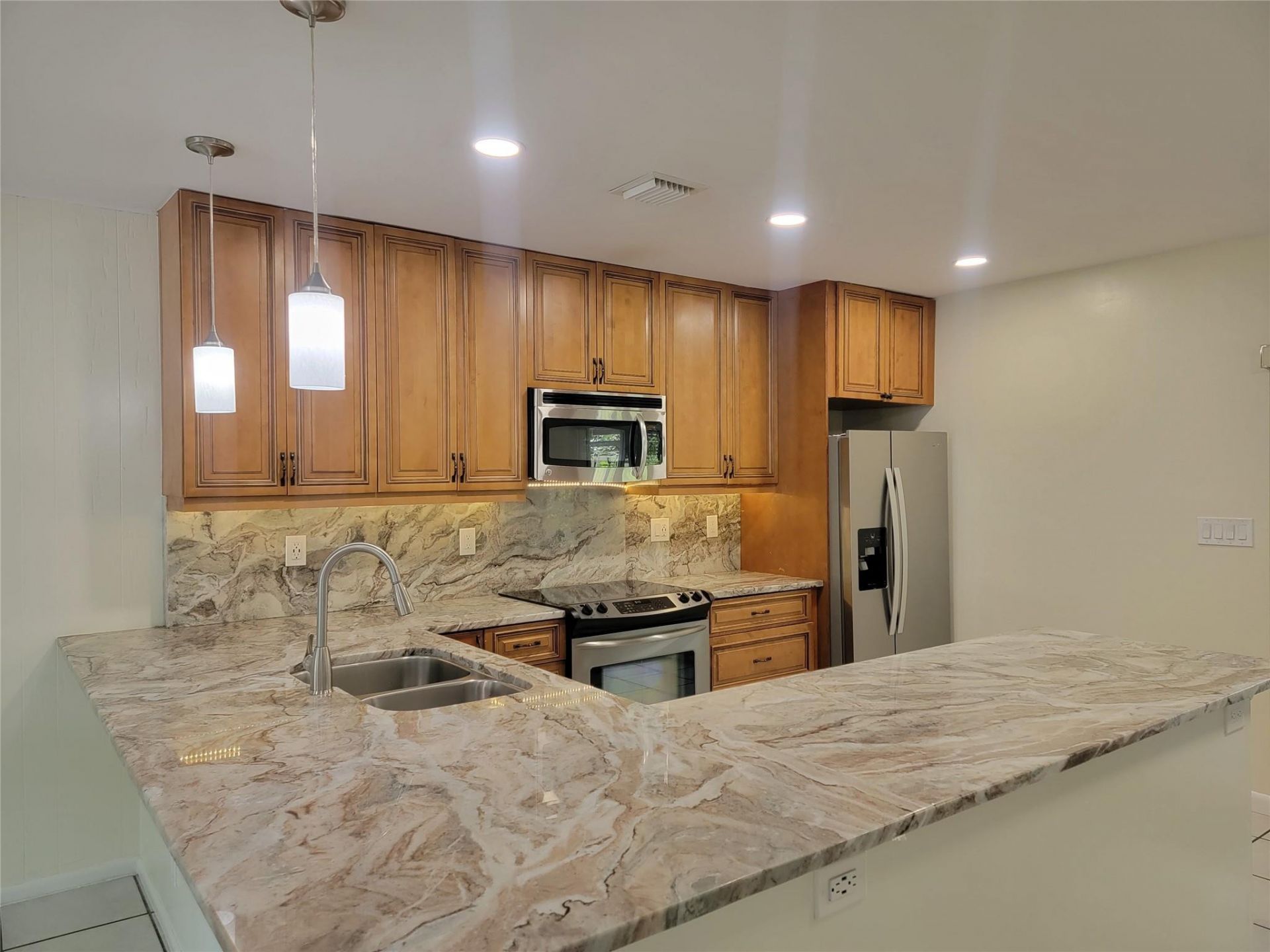 1601 SW 1 Terrace, Unit 1, Pompano Beach, FL 33060 Photo