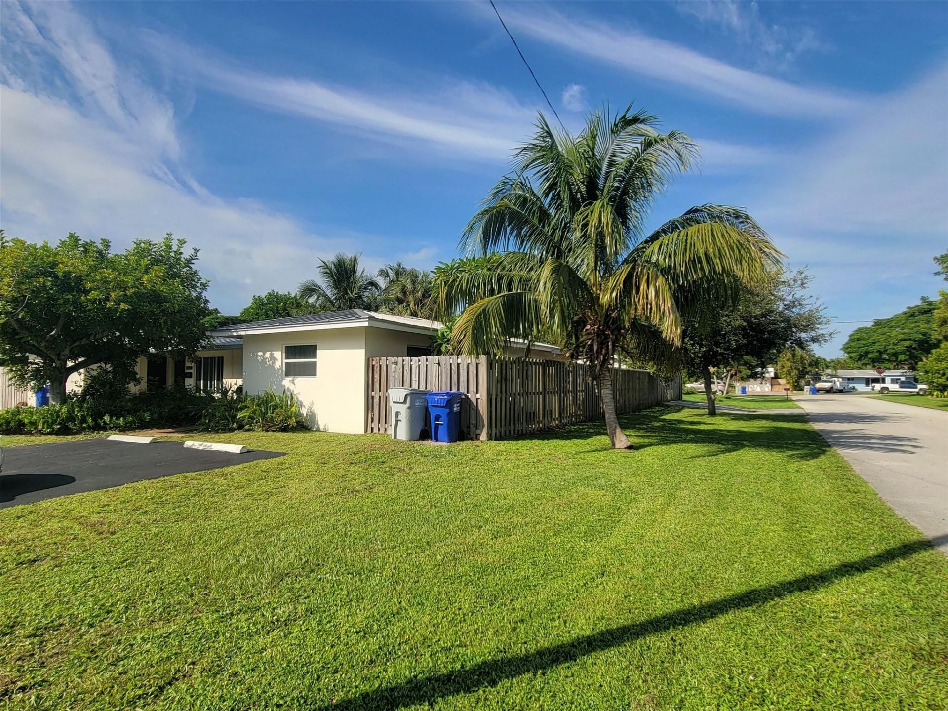 1601 SW 1 Terrace, Unit 1, Pompano Beach, FL 33060 Photo