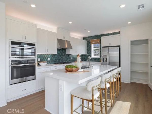 2148 Aneto Way, Santa Paula, CA 93060