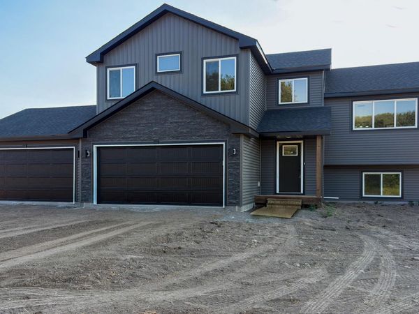 19323 90th Avenue, Milaca, MN 56353