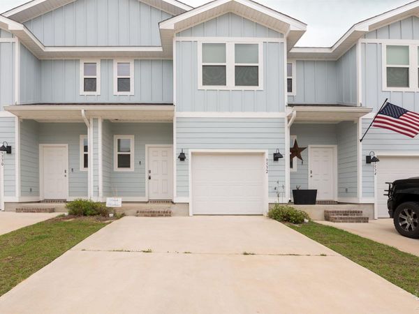9532 Nature Creek Cir, Pensacola, FL 32526