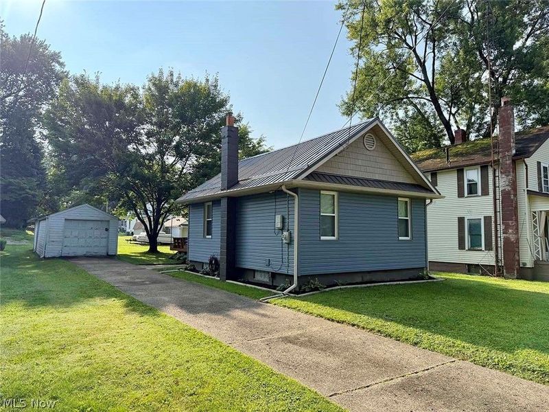 105 Pennsylvania Avenue, Minerva, OH 44695 Photo 1