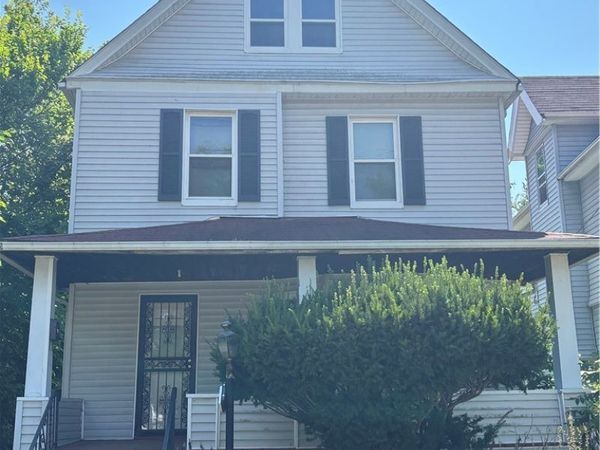 594 E 107th Street , Cleveland, OH 44108