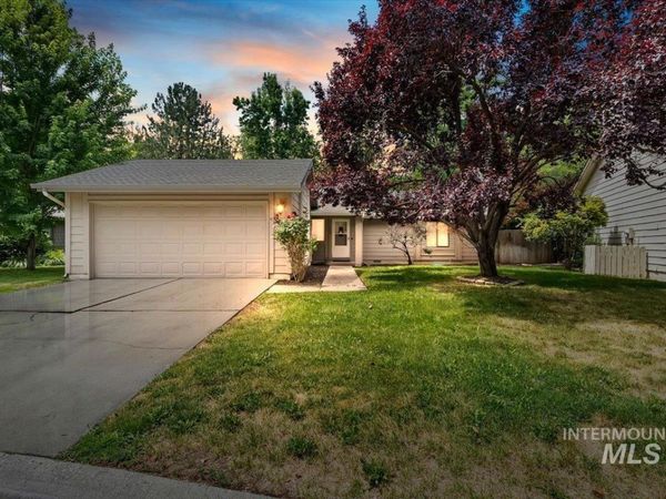 3439 S Raindrop Ct, Boise, ID 83706