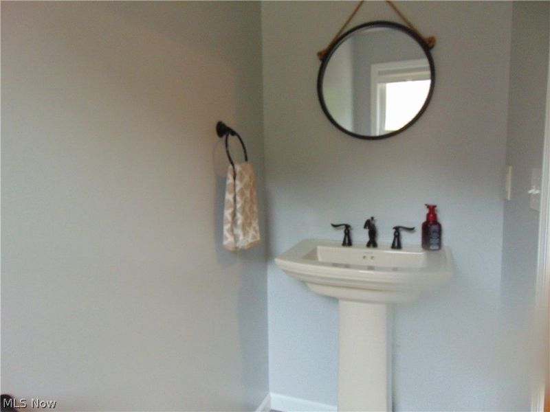 12436 Painesville Warren Road, Concord Township, OH 44077 Photo 14