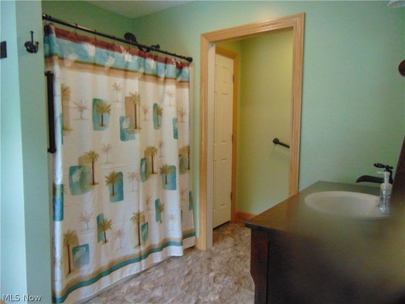 12436 Painesville Warren Road, Concord Township, OH 44077 Photo 18