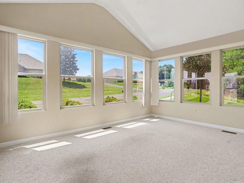 548 Edgehill Circle , Logan, OH 43138 Photo 10