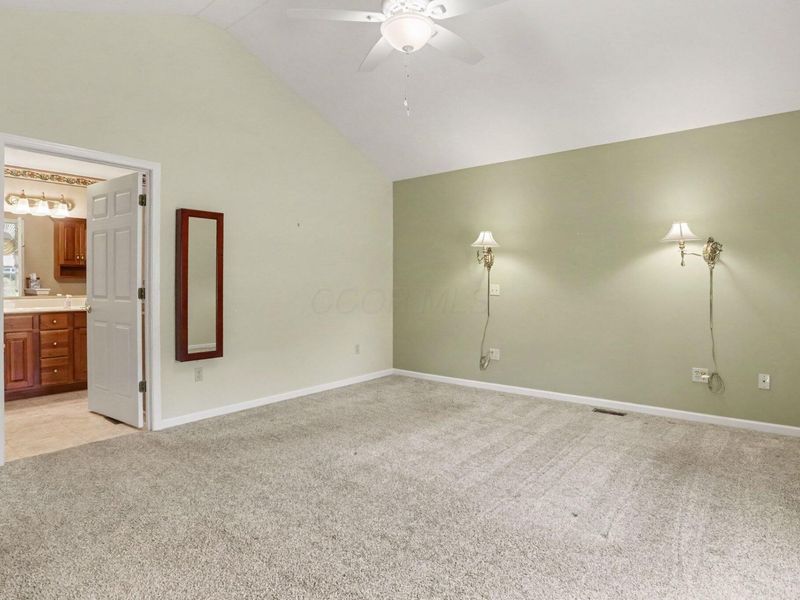 548 Edgehill Circle , Logan, OH 43138 Photo 14