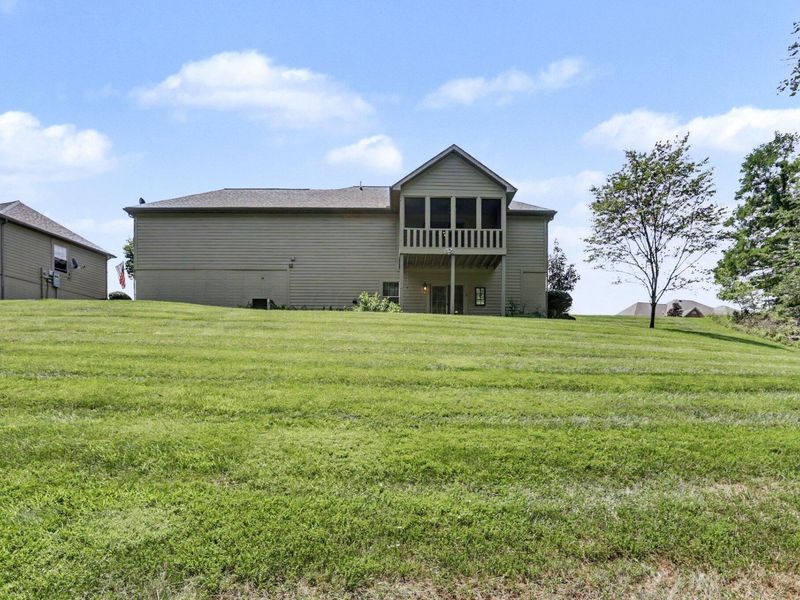 548 Edgehill Circle , Logan, OH 43138 Photo 32