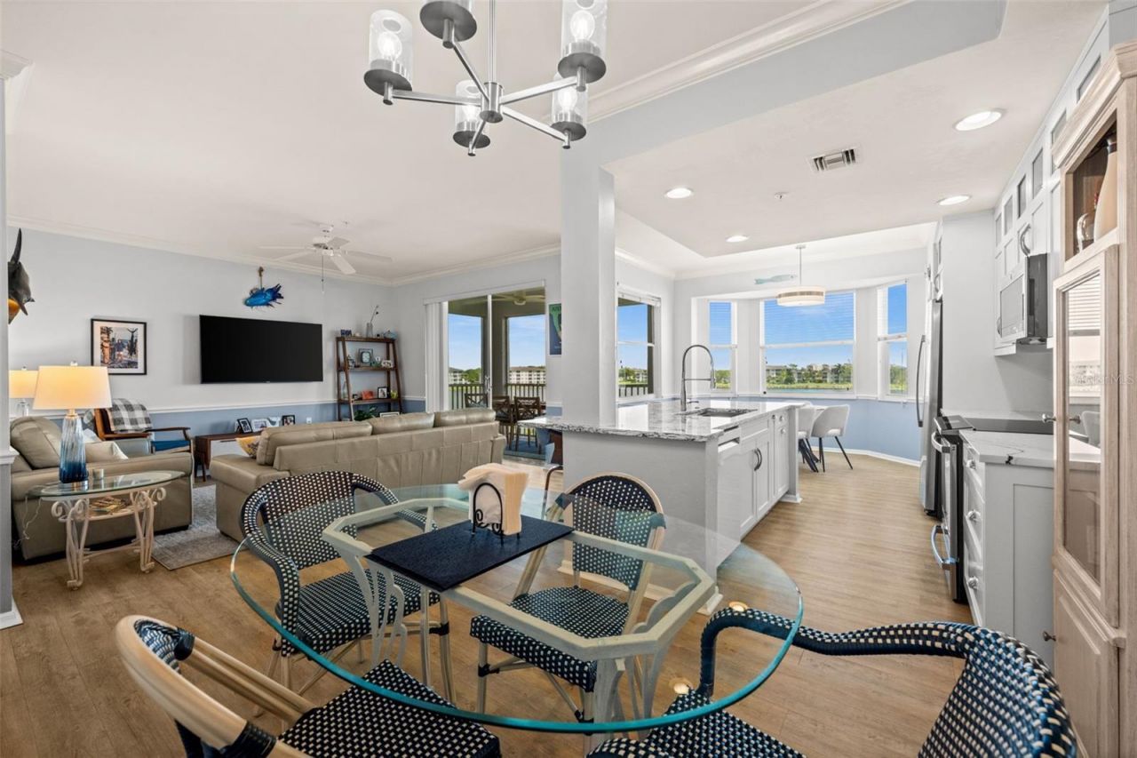 10460 Washingtonia Palm Way, Unit 1342, Fort Myers, FL 33966 Photo