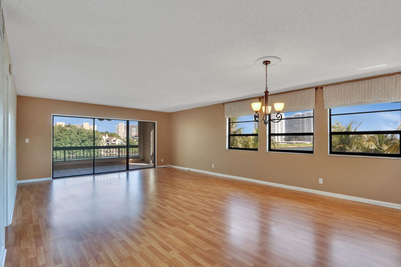 1036 Us Highway 1, Unit 224, North Palm Beach, FL 33408 Photo