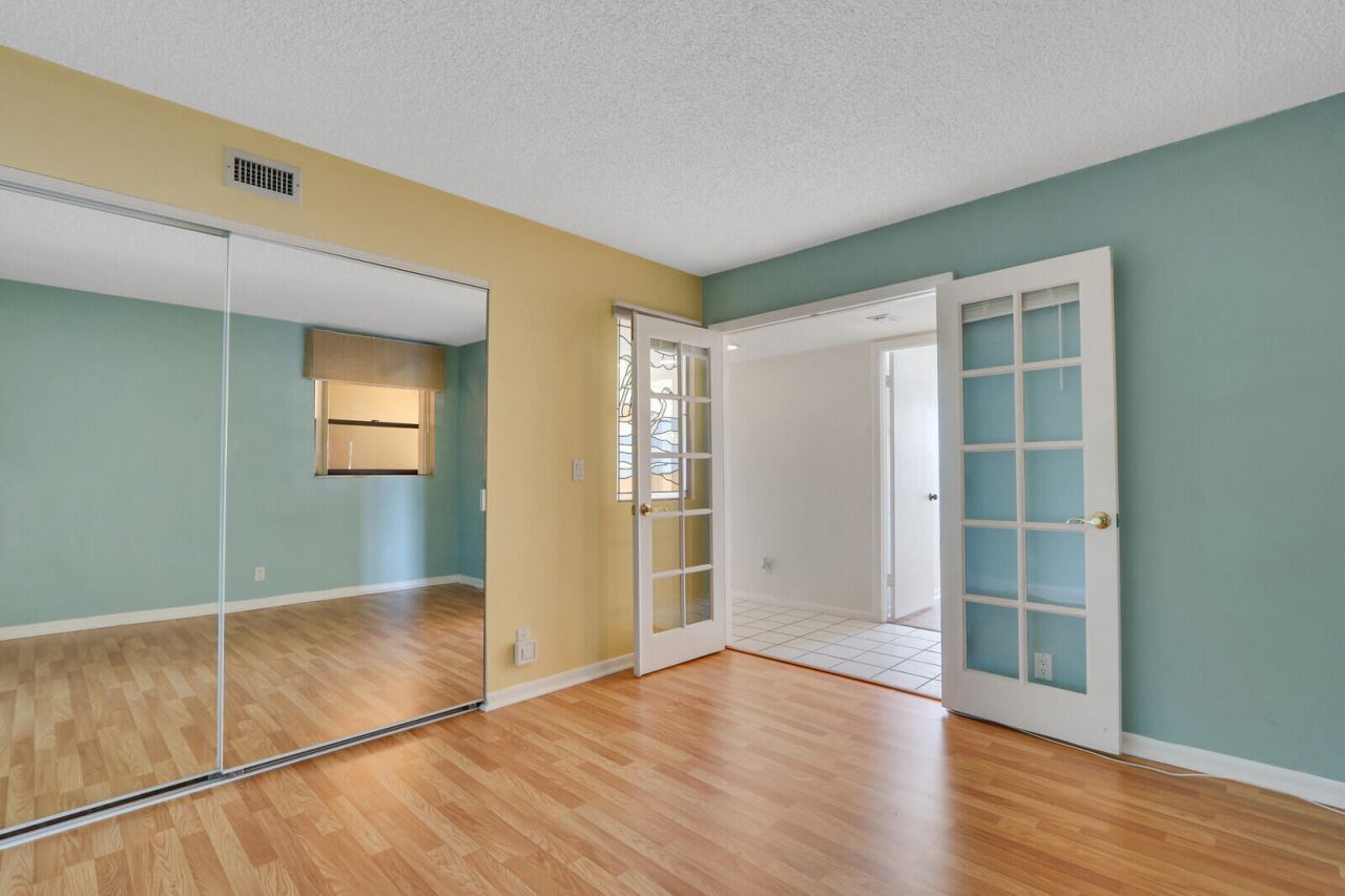 1036 Us Highway 1, Unit 224, North Palm Beach, FL 33408 Photo