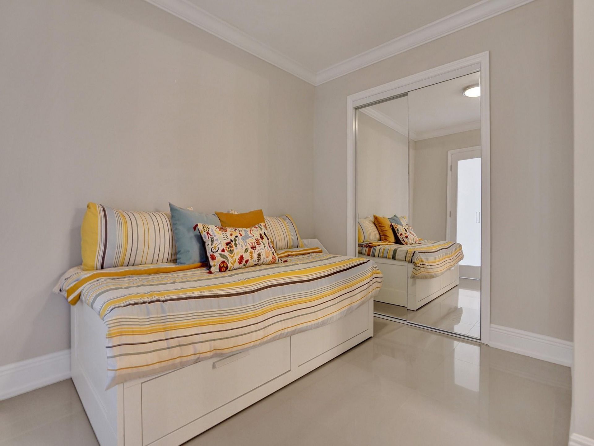3430 Galt Ocean Drive, Unit 202, Fort Lauderdale, FL 33308 Photo