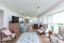 743 Sinlea Avenue photo 4