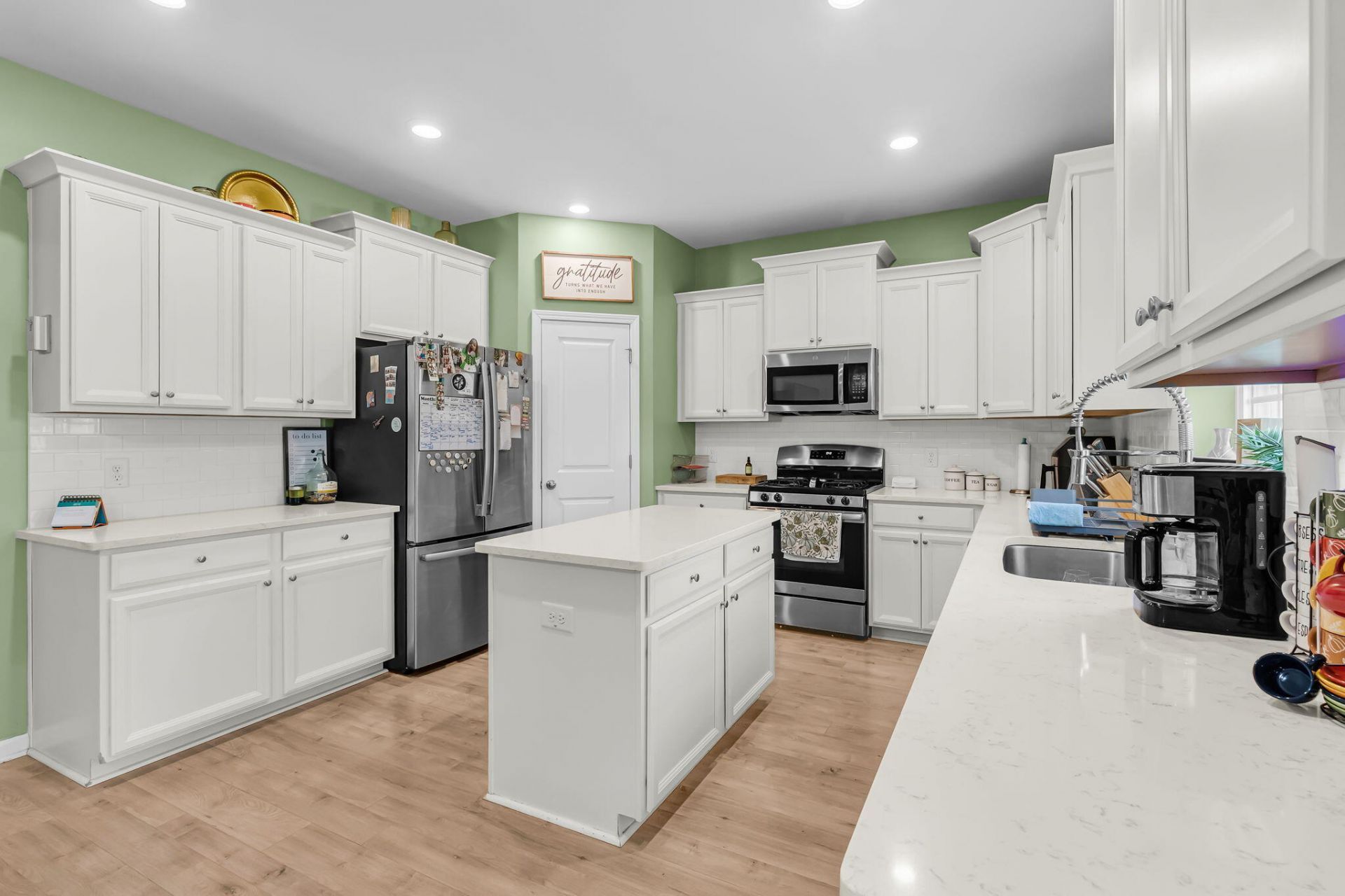 1009 Mossy Rock Drive Photo 15