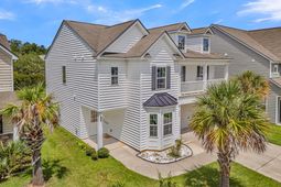 1009 Mossy Rock Drive photo 4