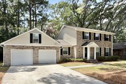 216 Runnymede Lane photo 4