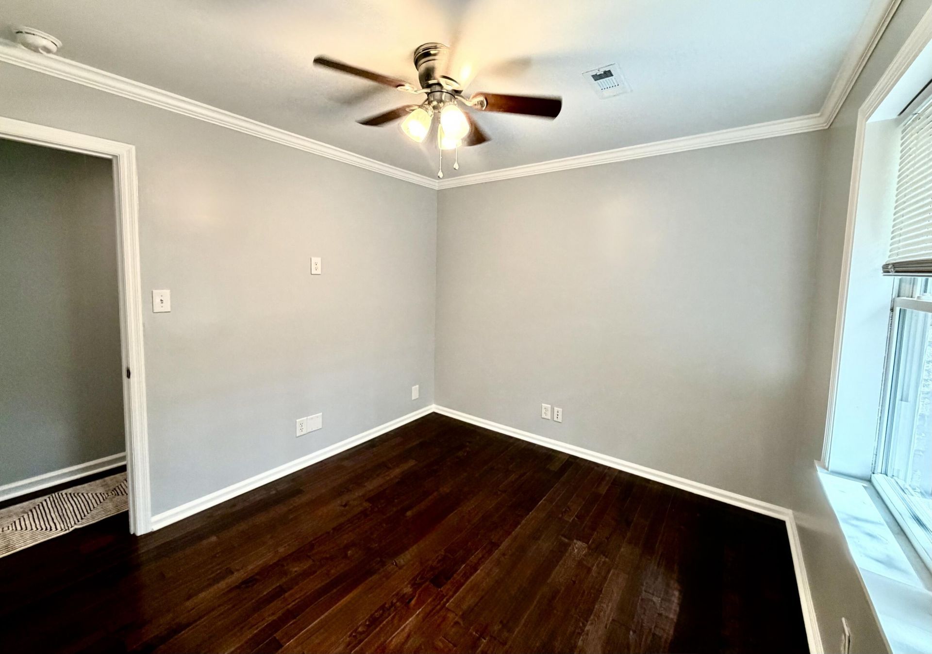 216 Runnymede Lane Photo 22