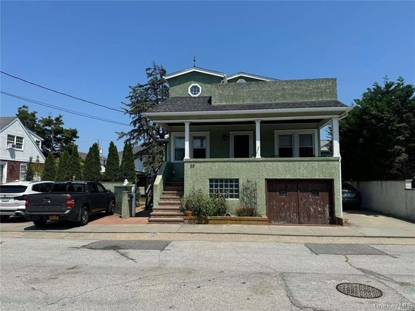 38 Clayton Avenue , East Atlantic Beach, NY 11561