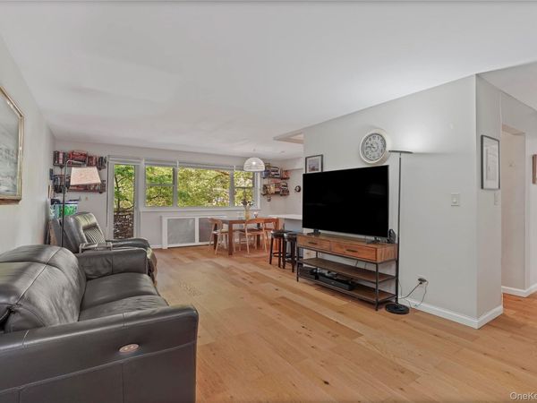 151-25 88th Street , Unit 1C, Howard Beach, NY 11414