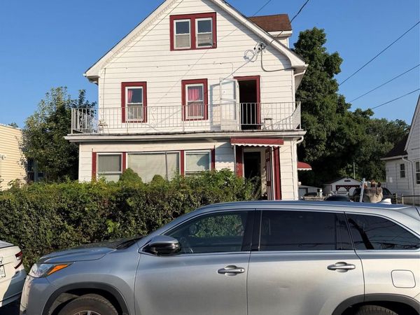 69 Pleasant Street , New Rochelle, NY 10801