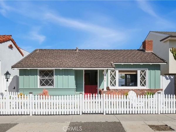 2156 E Ocean, Newport Beach, CA 92661