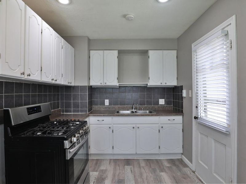 2725 Allegheny Avenue , Columbus, OH 43209 Photo 11