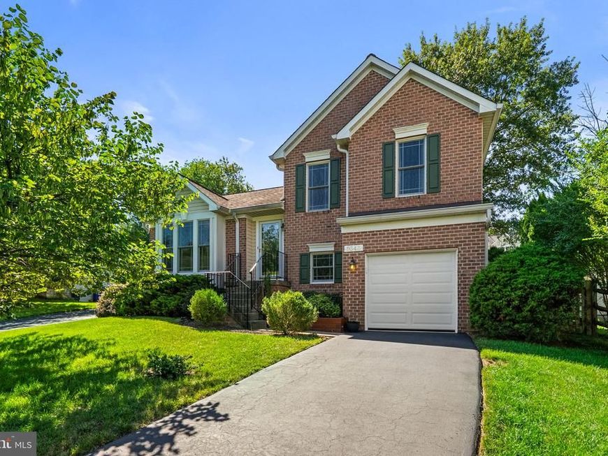 9543 Ridgeview Drive , Columbia, MD 21046 Main Photo