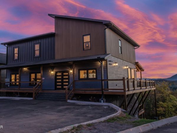 1258 Reedmont Way , Sevierville, TN 37876
