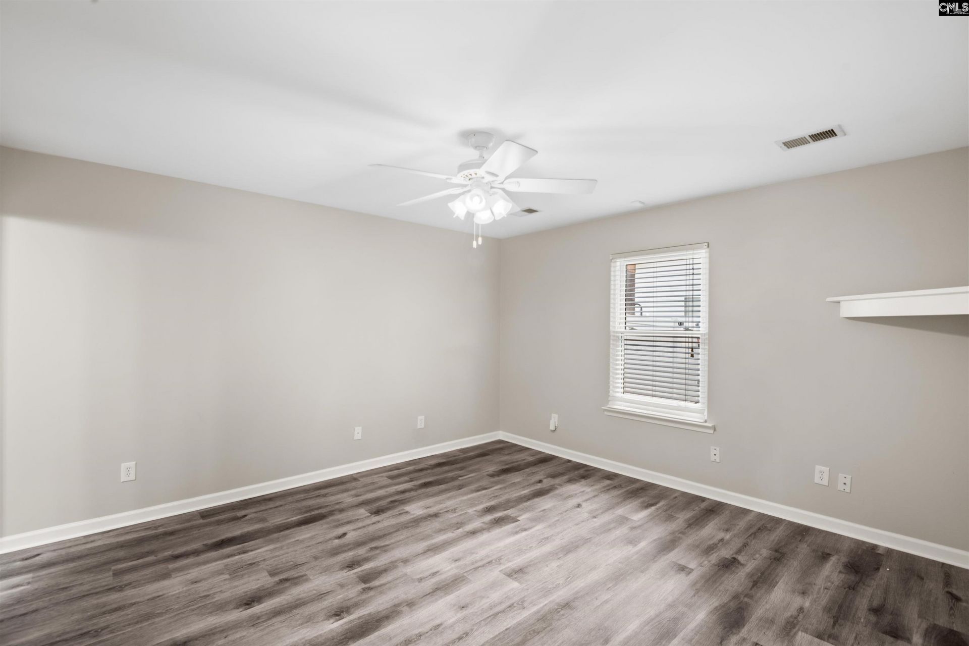 108 Harvest Glen Lane  Photo 10