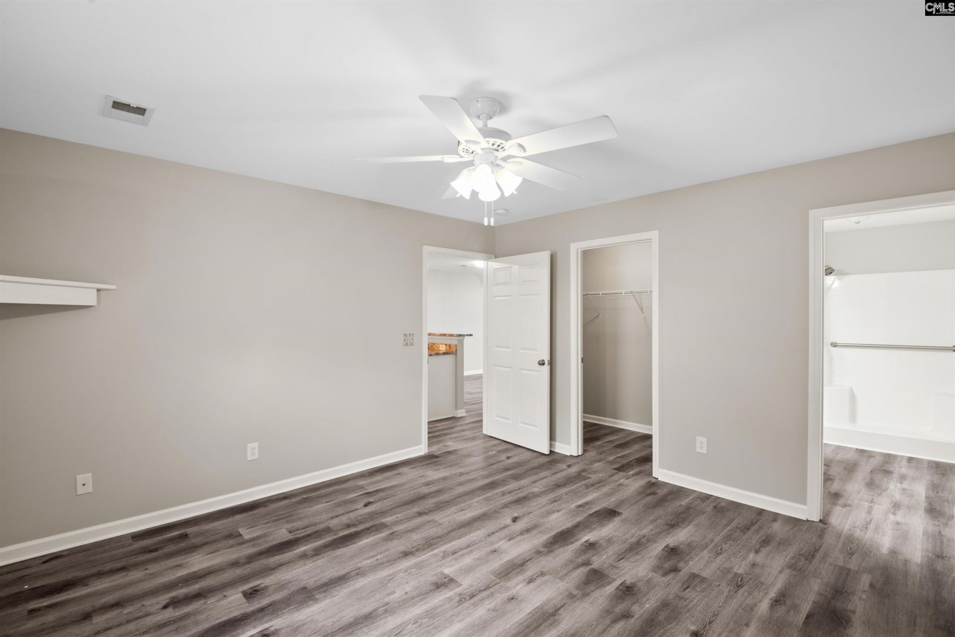 108 Harvest Glen Lane  Photo 11