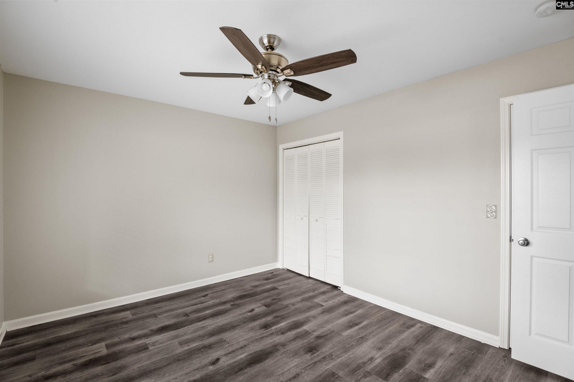 108 Harvest Glen Lane  Photo 13