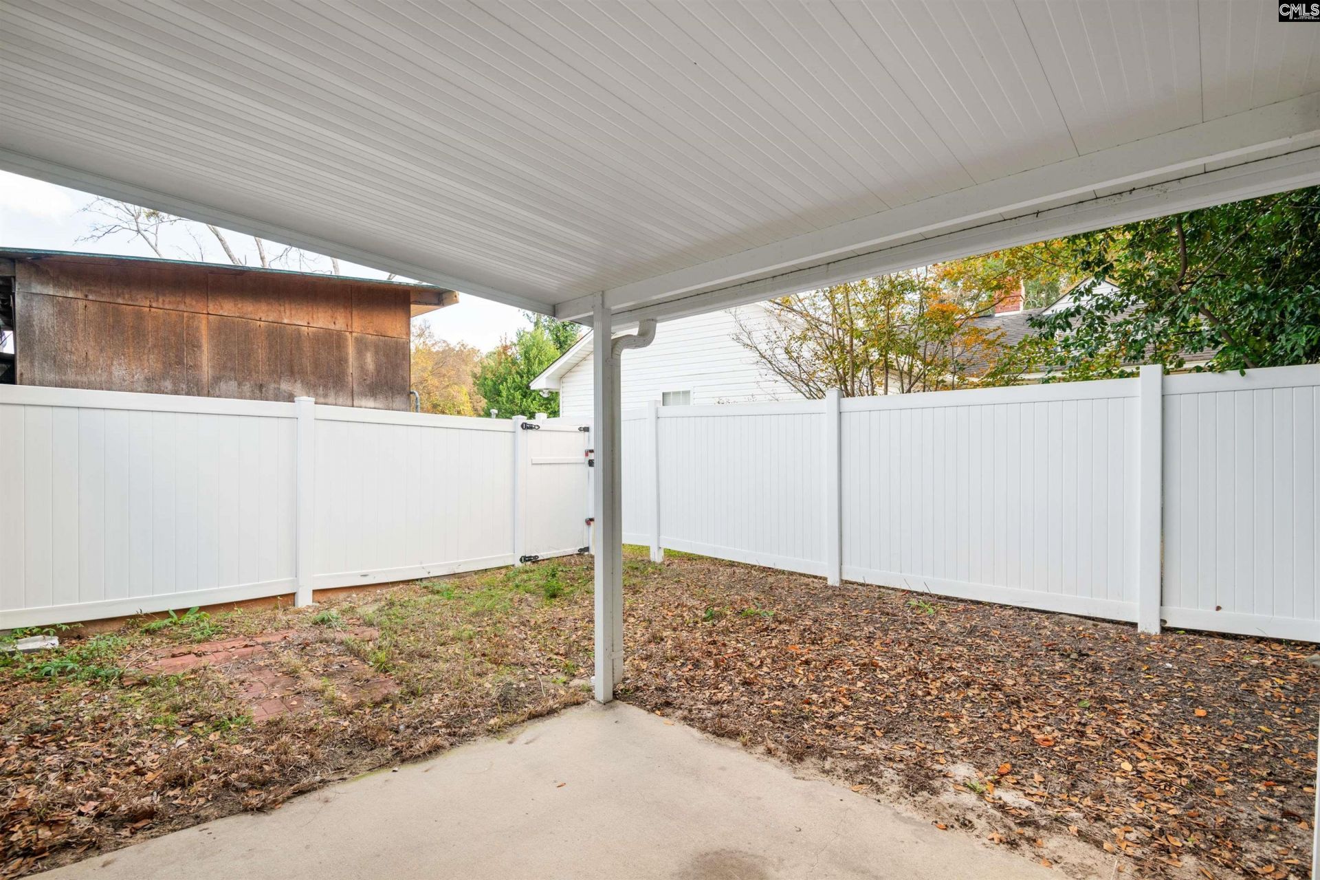108 Harvest Glen Lane  Photo 17