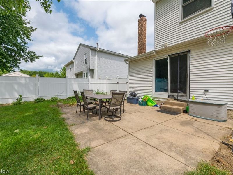 4218 Canterbury Drive , Brunswick, OH 44212 Photo 8