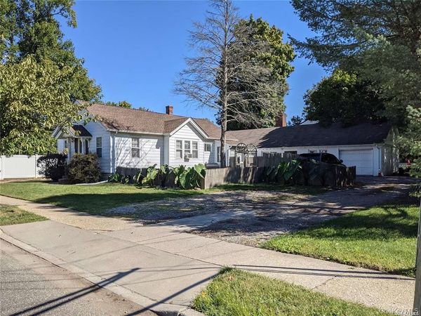 1105 Bellmore Road , North Bellmore, NY 11710